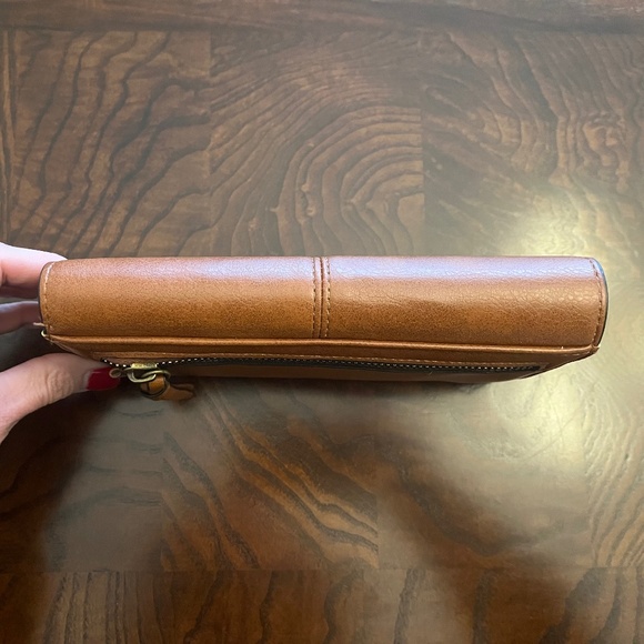 NWOT Women’s Tan Long Wallet by Guang Tong - Picture 3 of 9